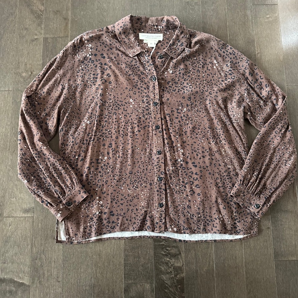 NWOT Saltwater Luxe Womens Animal Print Floral Button Down Feminine Boho M